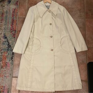 Misty Harbor Vintage 1980's Woman's Any Weather Coat size 14 Cream